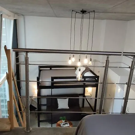 Corredera Travel 1 *